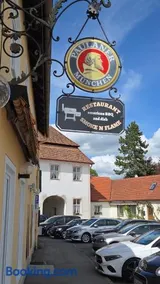 Smoke and Flame, Cafe-Pension am Tor, 14 qm Zweibettzimmer - Image 2