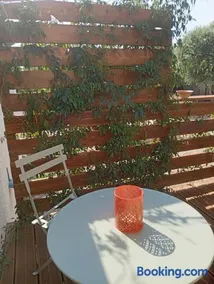 L'Essentiel Suite climatisée avec terrasse SDB privé - Image 2