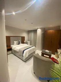 Daw Alqamar Serviced Apartments - Image 2