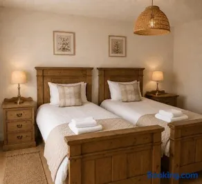 Ballyhist Cottage, superb 2 bedroom Farm Cottage - Image 1