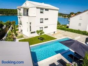 Villa Veronica with pool first line at sea - Image 1