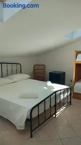 Fratti Central Beach Rooms - Image 1