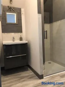 Maison privative 5 Ch. 12 Pers. Piscine chauffée - Image 1