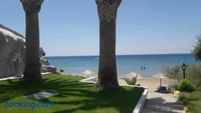 Blue Ocean Apartments - Image 3