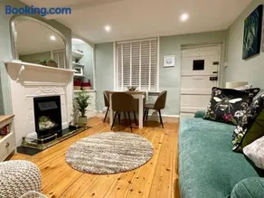 Quaint Cottage in the heart of Arundel - Image 3
