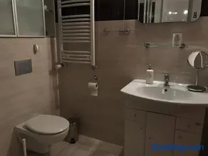 Renovated apartment in Opole - Image 3