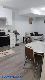 Omos Home - Image 2