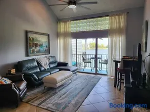 Happy Place - Image 4