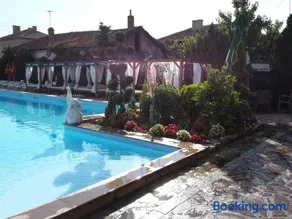 Family Hotel Zhelkovi - Olympia - Image 4
