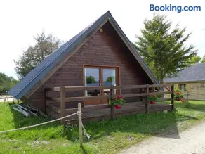 Chalet familial à 10 min de Vichy avec animaux acceptés - Image 1