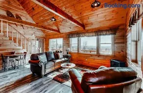 Moosehead State of Mind, 3BR Cabin with Mtn Views & Deck - Image 3