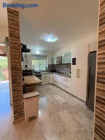 Palm Valley Villa וילת עמק הדקלים - Image 3