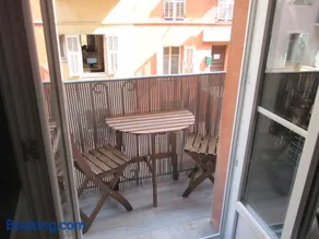 Nice Apartment Old Town - Image 4