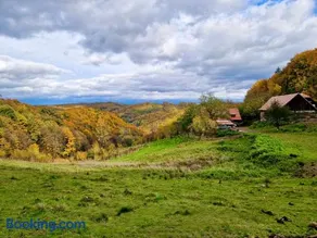 Dolinka Off-grid Eco Farm - Image 1