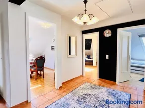 Ferienwohnung Luna -3 Schlafzimmer, Waschmaschine, Küche, WLAN, ca 15 Min bis zum Europa Park, - Image 2
