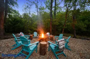 On Creek! HUGE Deck- Elegant Luxury! Sleeps 15 - Image 2