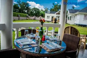 Fortbella Tourist Inn - Image 2