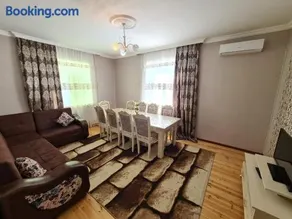 QQS villa with swimming pool - Image 5