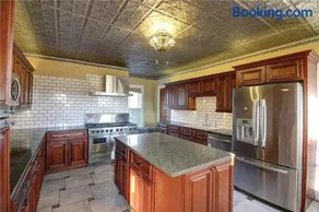 Gould Swaby Mansion - Image 4