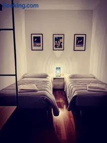 3 double bedrooms in Aloisia Home - near Venice Airport - Image 3