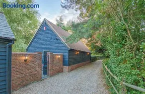 Highgate Annexe - Image 2