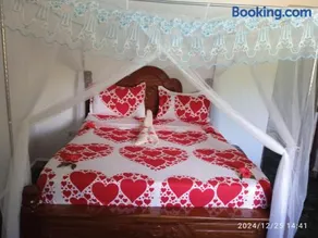 Polycap Cottage Home - Image 1