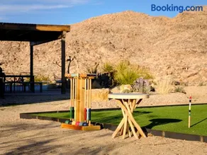 Joshua Tree Country Club-Villa/Pool/Sport/Boulders - Image 2