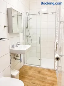 AJO Apartments - Messe City Room - Self-Check-in - Image 3
