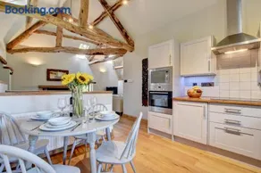 Cranscombe Barn - Image 4