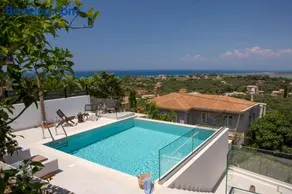 Villa Dimitris - The House & The Suite - Image 1