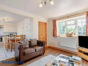 3 Bed in Crediton oc-friar - Image 4