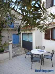 Mare Apartment - Image 2