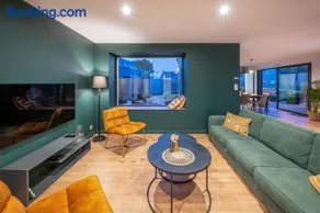 NOUVEAUTE!!! Villa en bord de mer avec piscine intérieure! - Image 2