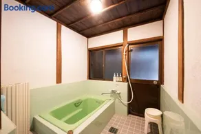 石鎚山麓の森の中の唯一無二の古民家 - Image 4