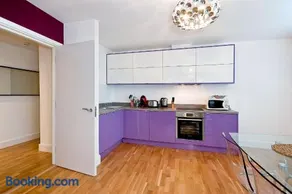 Mulberry Flat 6 - Two bedroom 3rd floor by City Living London - Image 4