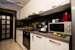 Central Apartament 3 - Image 3