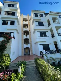 Lilac Gardens Resort - Image 1