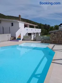 B&B Daillu - Image 1