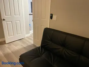 Fun and Cozy home with Game Room - 20 mins from airport - Image 4