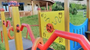 Farma Slunečný Dvůr apartmány a family stany střecha pod střechou - Image 1