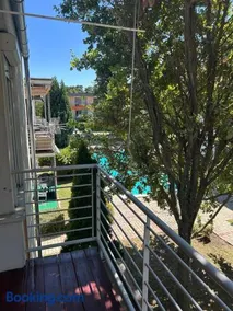 Aranypart Enikő Apartman - Image 3