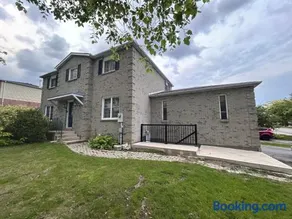 Private 2bedroom Unit, Free Parking, Free from Smoke & Pet, Self-Check IN - Image 2