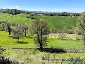 Alloggio con camino nel borgo del castello - Image 3