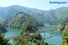 ZENNOOK Riverside Fuji Nature Stay - Image 2