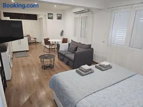 City Center Apartments - Image 2