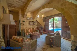 Tranquil Gozo Farmhouse - Image 3