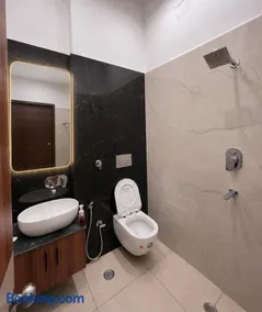 PARADISE HOTEL AND ReSTAURANT - Image 4