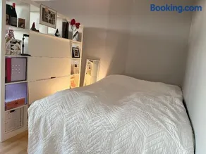 Cozy shared home for female in Stockholm - Image 3