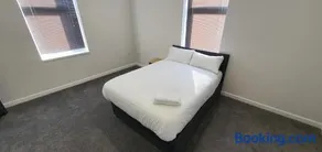SELF CHECK IN APARTMENT in BARNSLEY CENTRAL - Image 2