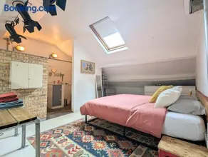Garage Number 9 Private Urban Loft Apartment with Jacuzzi in Le Dorat - Image 3